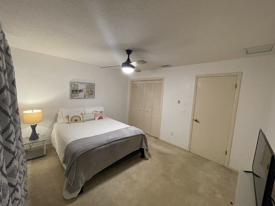 Foto principal - 9 Fairwoods Ct