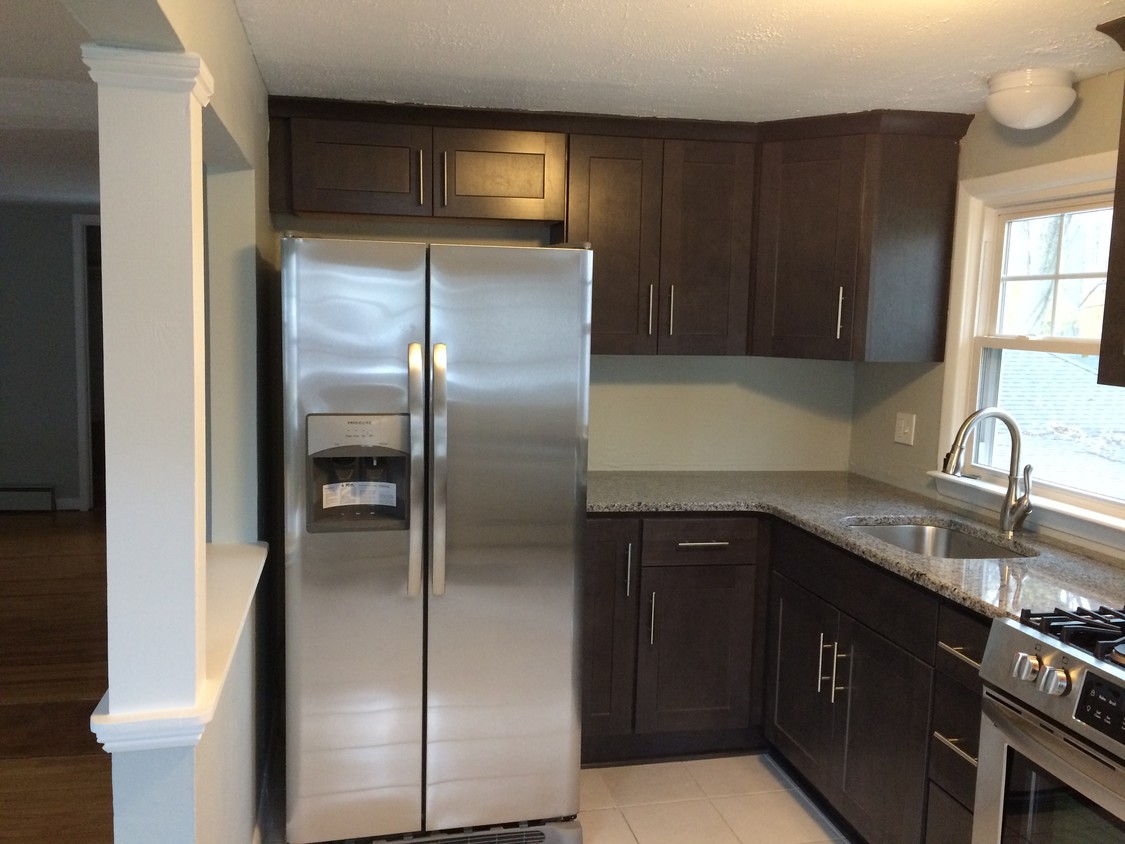 New Kitchen - 190 Main St