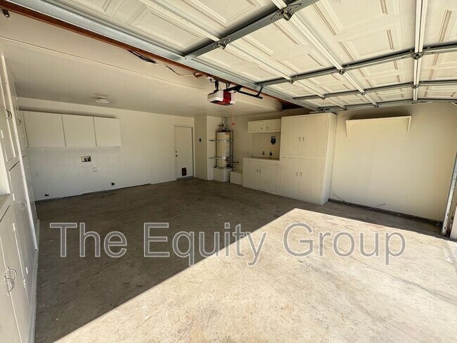 Foto del edificio - 4300 E Feemster Ave