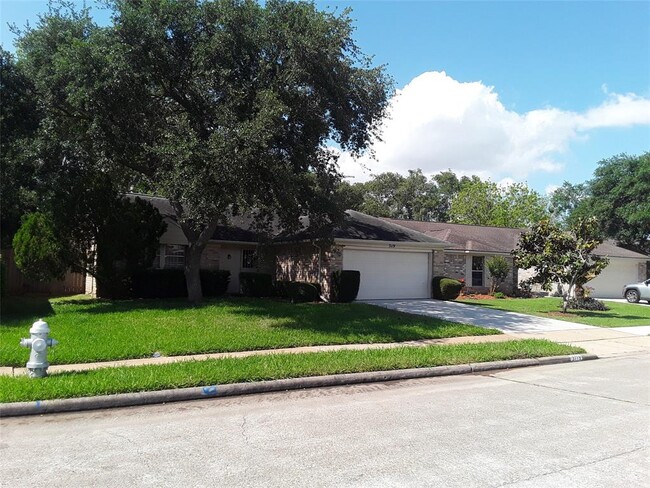 Foto del edificio - 3119 E Heatherock Cir