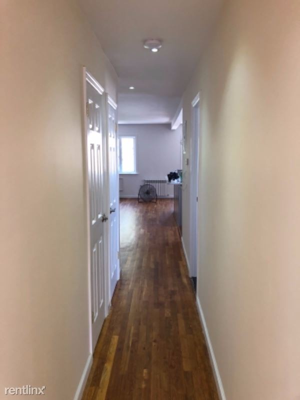 Building Photo - 3 br, 2 bath Apartment - 71-16 73rd St
