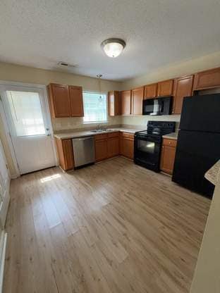 Building Photo - 1116 Pueblo Dr