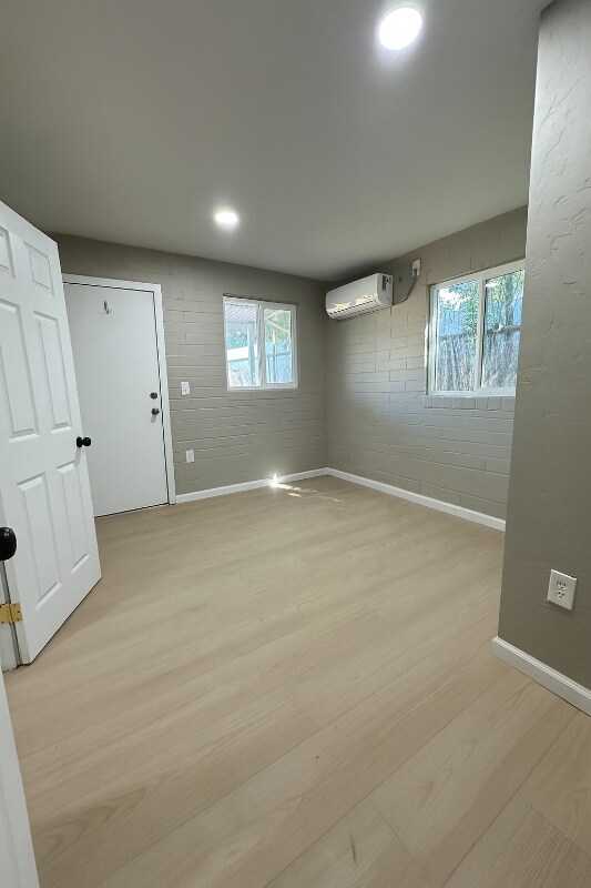 Photo - 120 W Blacklidge Dr Apartment