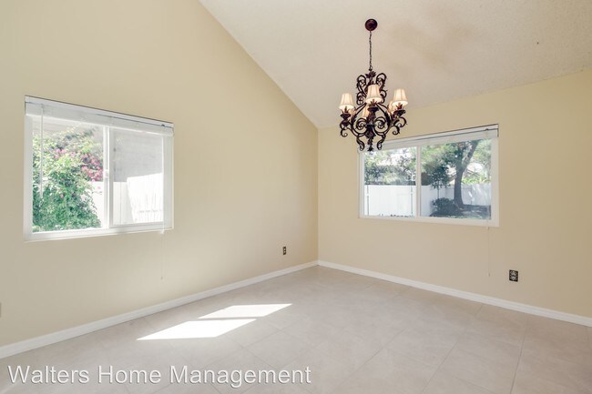 Building Photo - 3 br, 2.5 bath House - 13975 Chicarita Creek