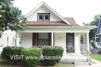 Building Photo - 2728 Sacramento St