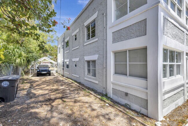 Foto del edificio - 629 9th St