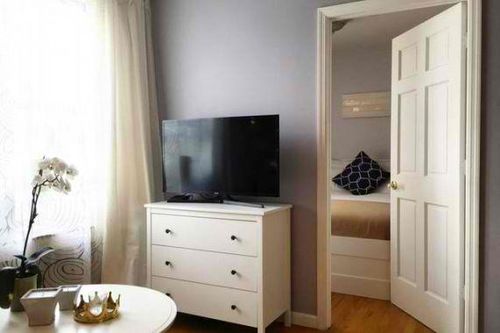 Foto del edificio - 641 10th Ave