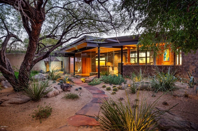 Building Photo - 11565 E Salero Dr
