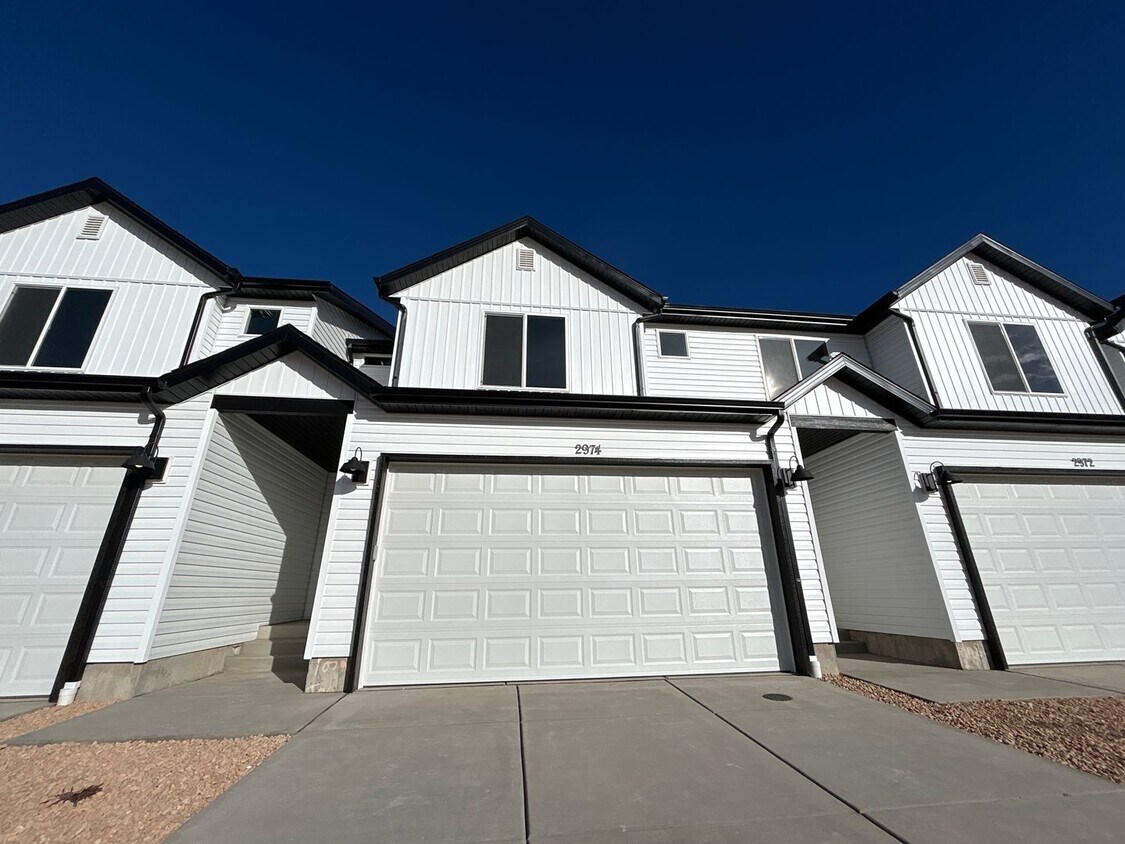 Foto principal - Old Sorrel Townhomes