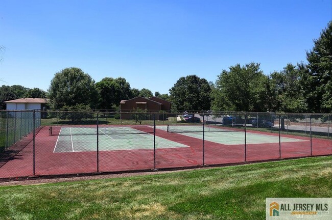 Building Photo - 1310 Bradley Ct