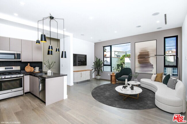 Foto del edificio - 1819 1/2 Veteran Ave