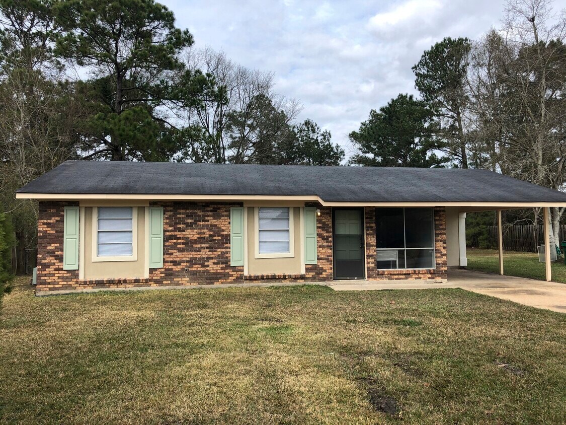 7628 Macon Dr, Biloxi, MS 39532 House Rental in Biloxi, MS