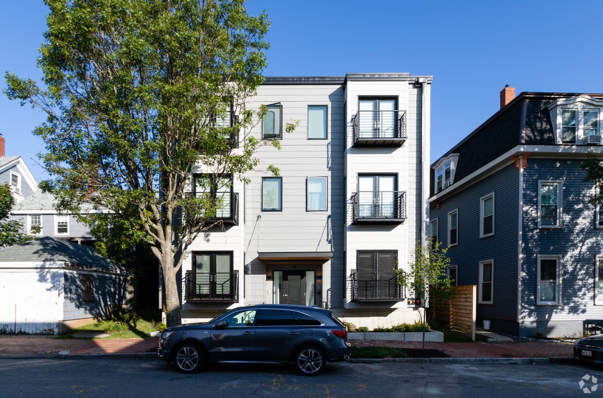 Building Photo - 5-7 Cumberland Ave
