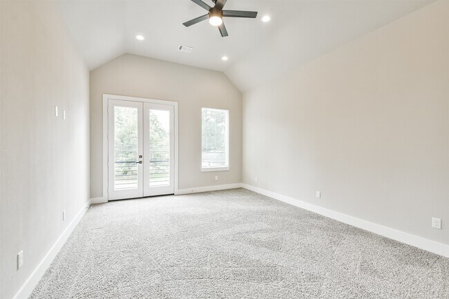 Foto del edificio - 810 Mansfield St
