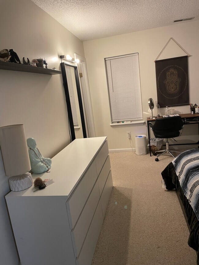 Foto del edificio - 53 Inwood Ave