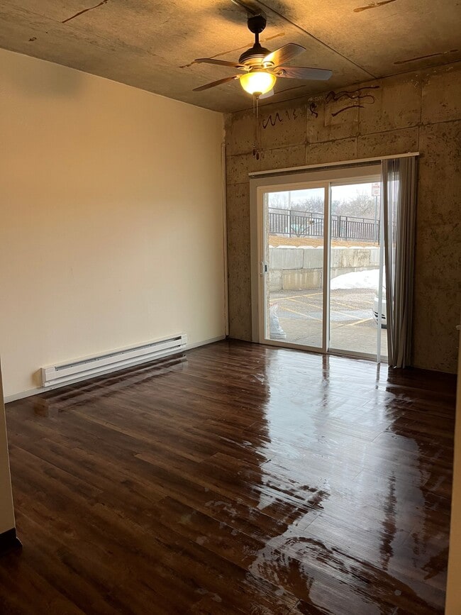 Interior Photo - Riverview Tower Apartments