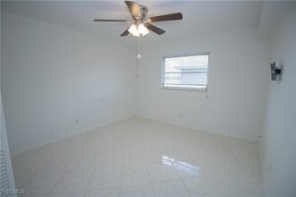 Building Photo - 3816 SE 12th Ave