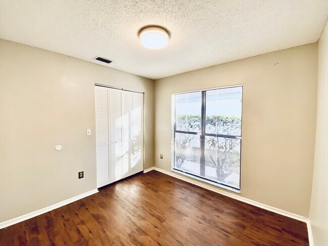 Tercer dormitorio - 13903 LAZY OAK DRIVE