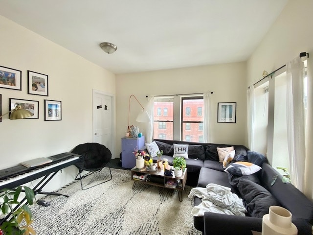Foto del edificio - 606 Columbus Ave