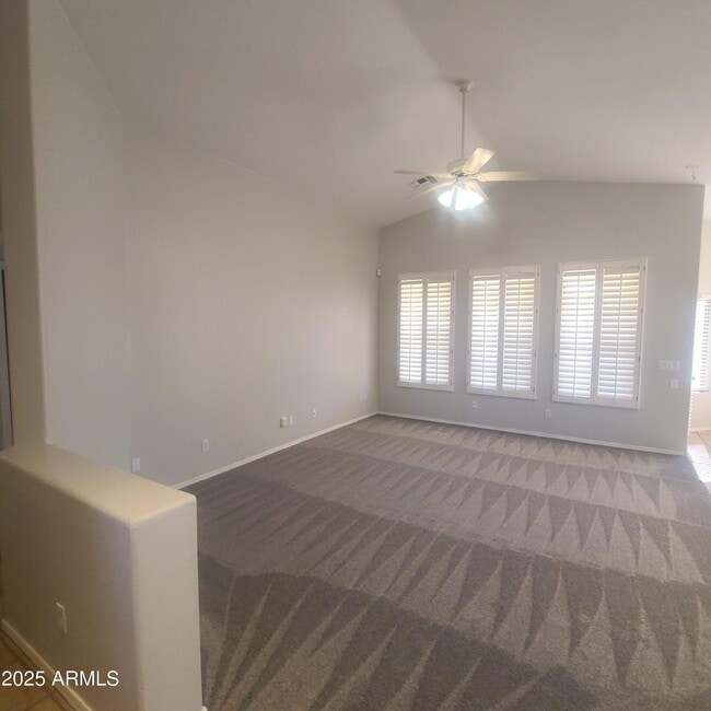 Foto del edificio - 6427 W Villa Linda Dr