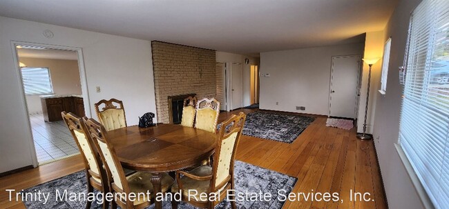 Building Photo - 3 br, 2 bath House - 154 Maiden Lane