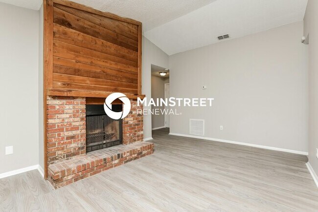 Building Photo - 3 Bedroom Pet-Friendly Home in Sanford, FL...