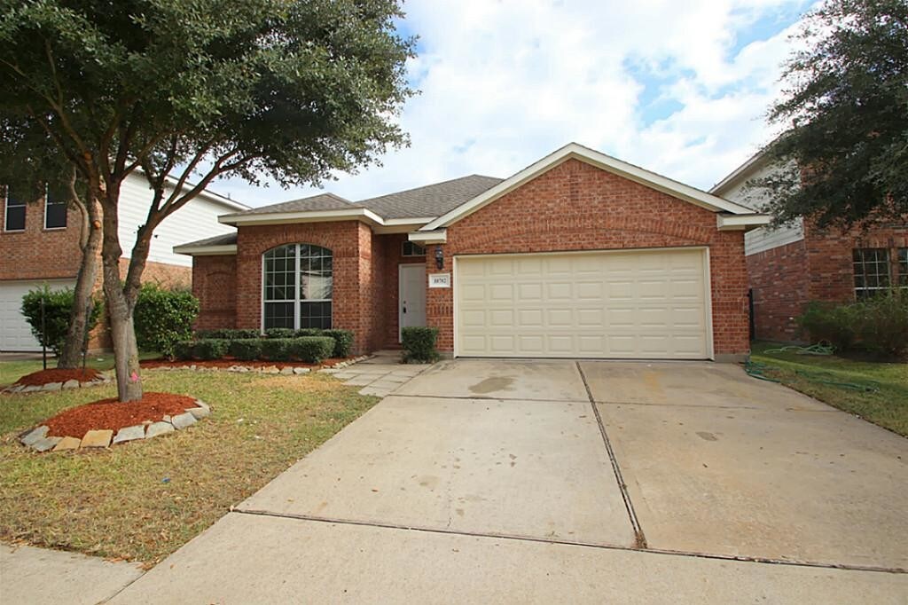 Primary Photo - 10702 Lyndon Meadows Dr