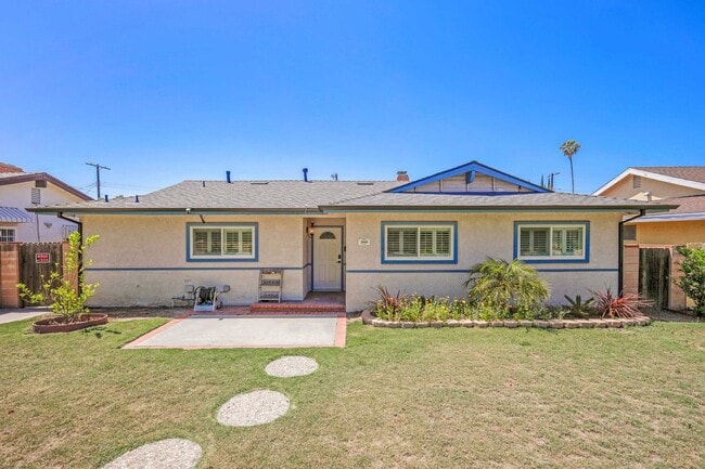 Building Photo - Stylishly Remodeled 4-Bedroom Home in Prim...