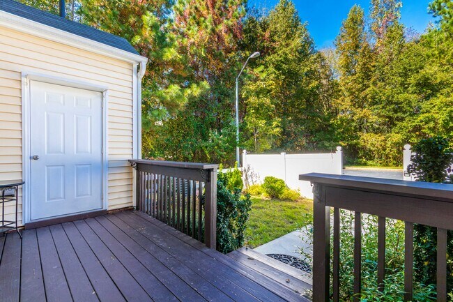 Foto del edificio - 630 Laurens Way