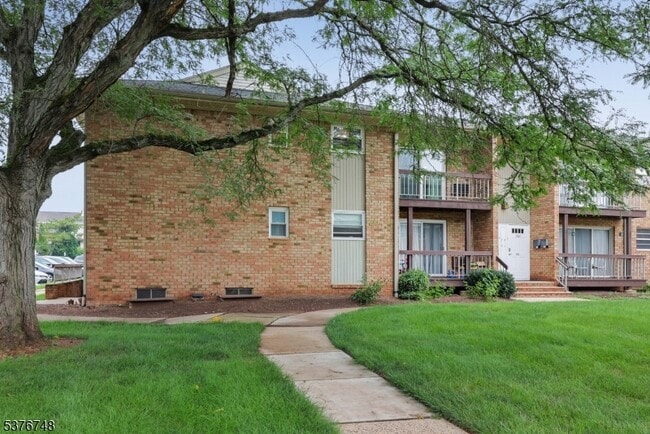Building Photo - 534 Andria Ave