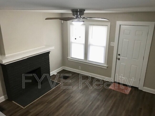 Foto del edificio - 379 S Terrace Ave
