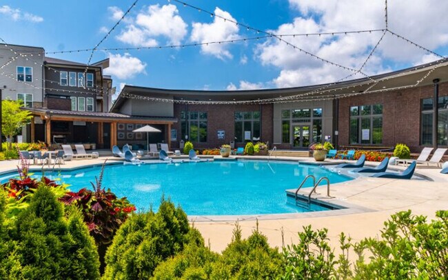 Foto del edificio - 510 Guthridge Ct NW