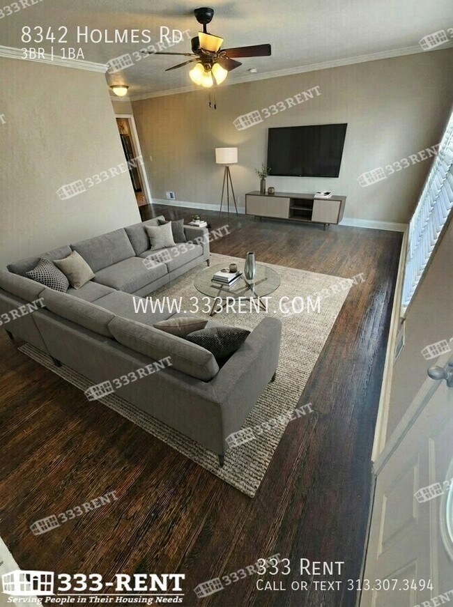 Foto del edificio - 8342 Holmes Rd