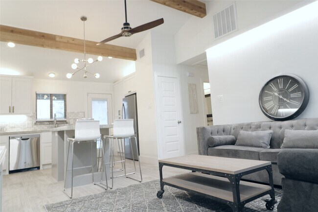 Foto del edificio - 1802 Arbor St