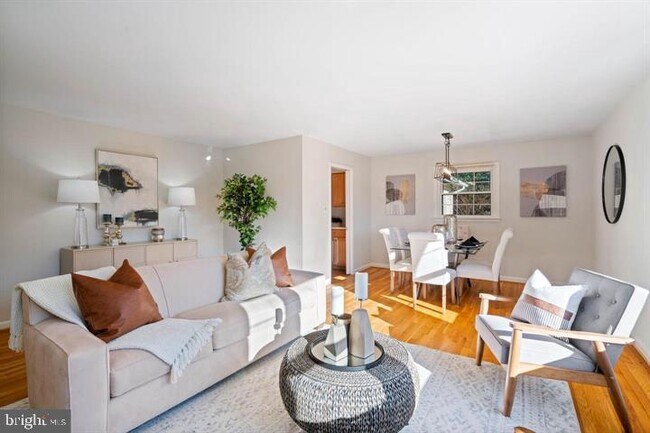 Foto del edificio - 601 Wolftrap Rd SE