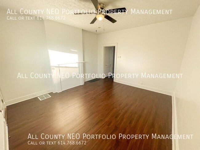 Foto del edificio - 2 Bed, 1 Bath Townhouse