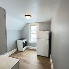 Building Photo - 2143 Palace Ave SW