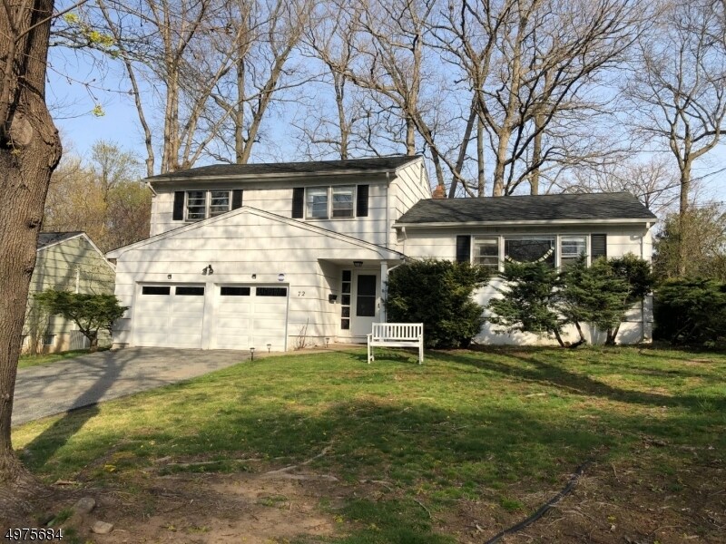 Primary Photo - 72 Eastbrook Terrace