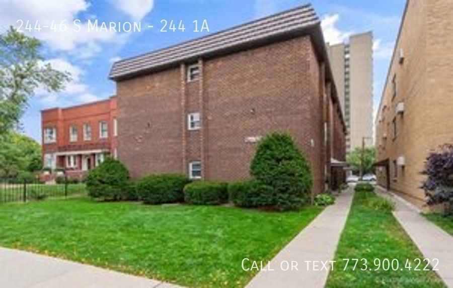 Primary Photo - Spacious Oak Park 2 bedroom with parking a...
