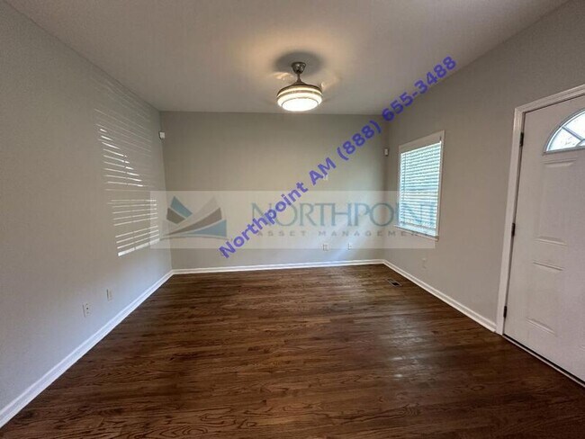 Foto del edificio - 2829 3rd Ave SW