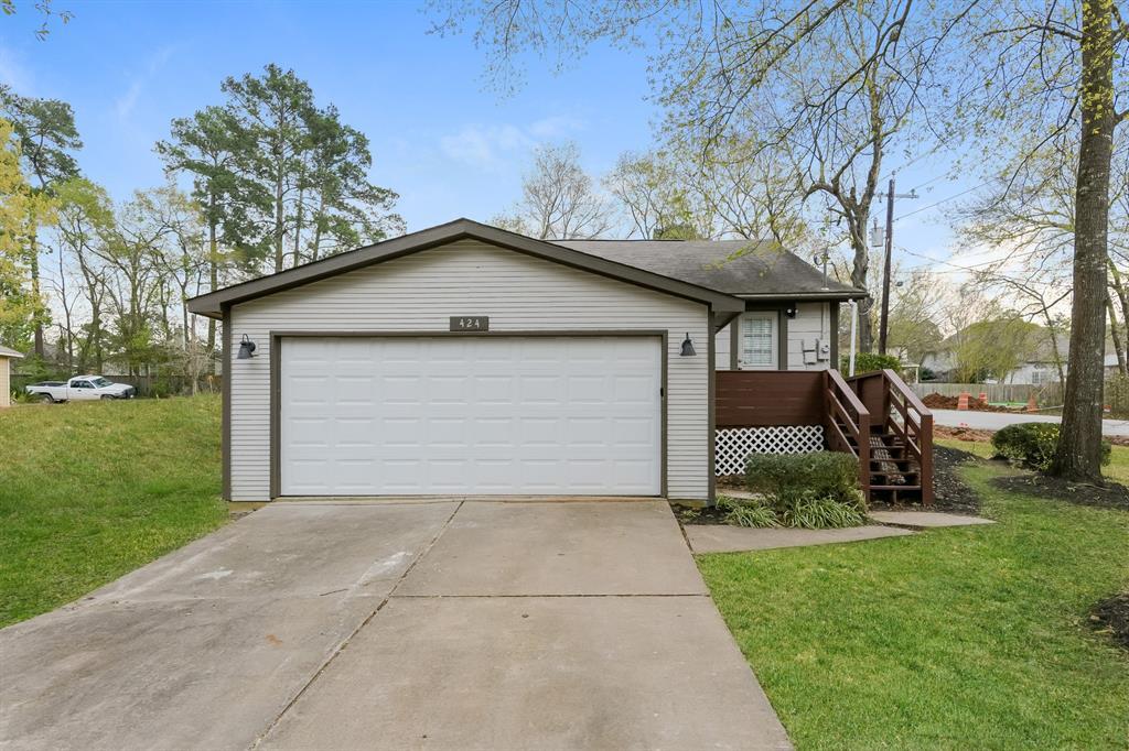 Primary Photo - 424 Tejas Blvd