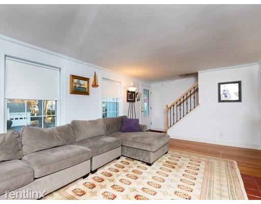 Building Photo - 4 br, 2 bath  - 5 Leland Rd 5 Leland road