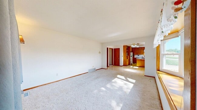 Building Photo - 9 27th St NW