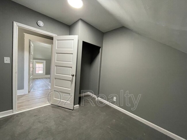 Foto del edificio - 3430 Maple St