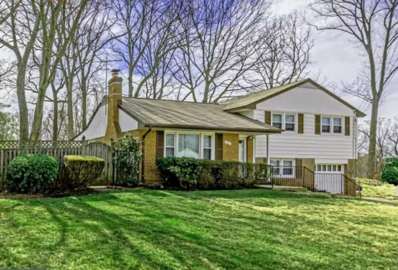 Foto principal - 7421 Grace St