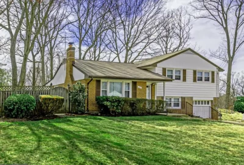 Photo - 7421 Grace St (Springfield, VA)