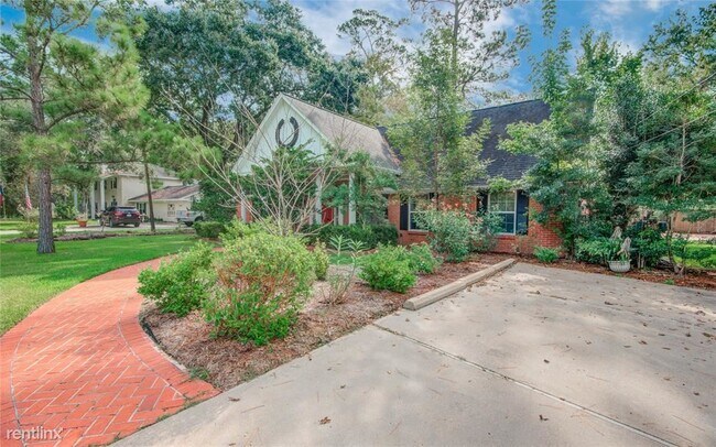 Building Photo - 4 br, 2 bath House - 1308 Deats Road