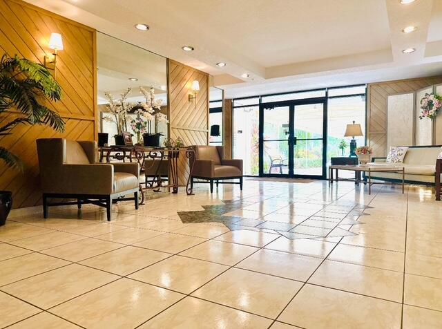 Building Photo - 3051 N Course Dr