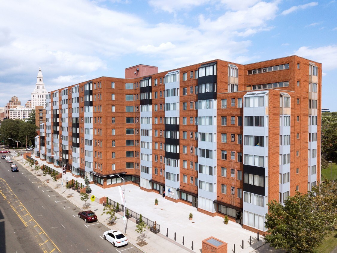 Element 250 Apartments in Hartford, CT
