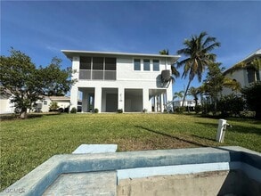 Building Photo - 4717 Spring Creek Dr